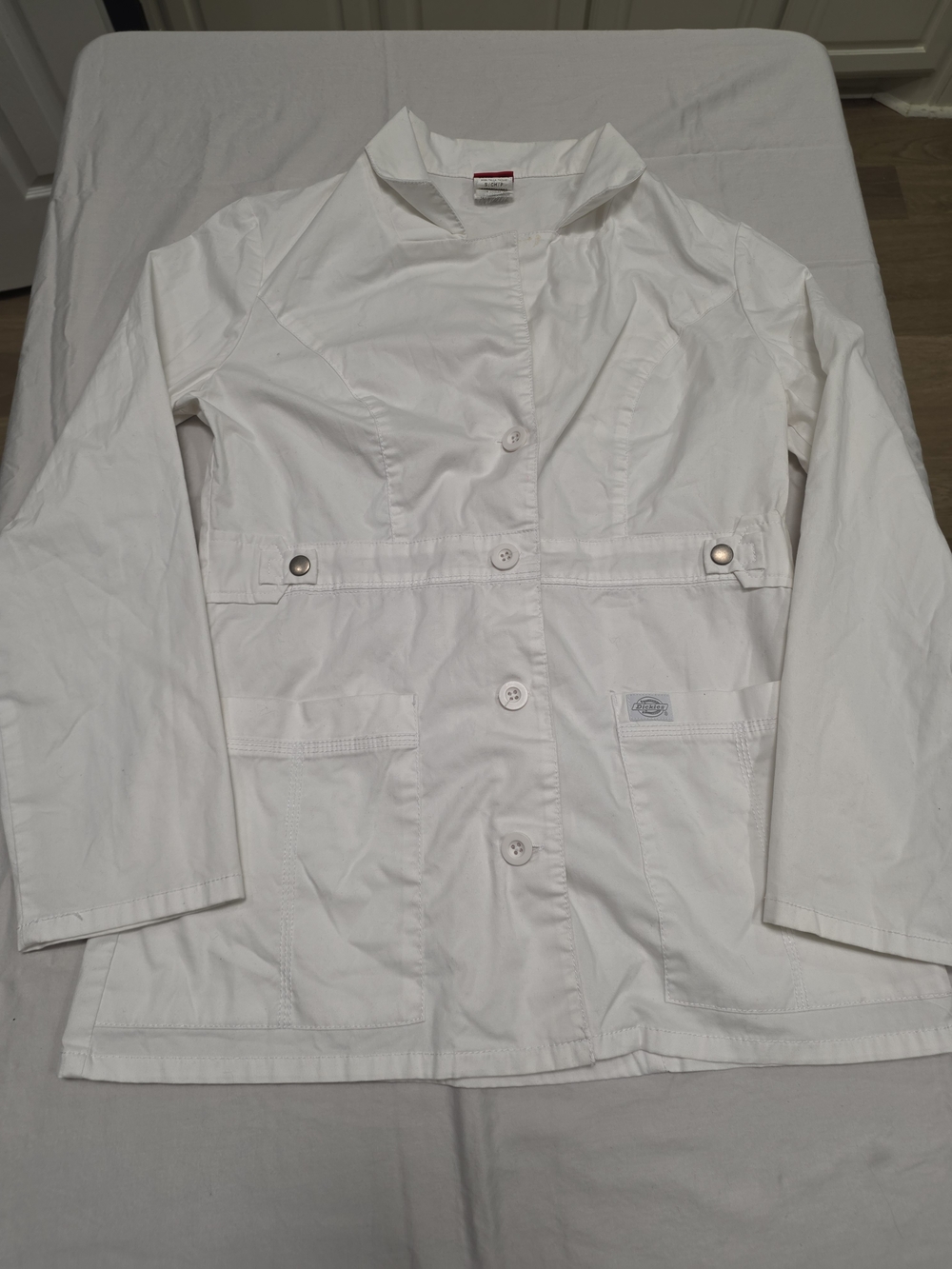 Scrub/medical Dickies Women's White Button-Front Coat